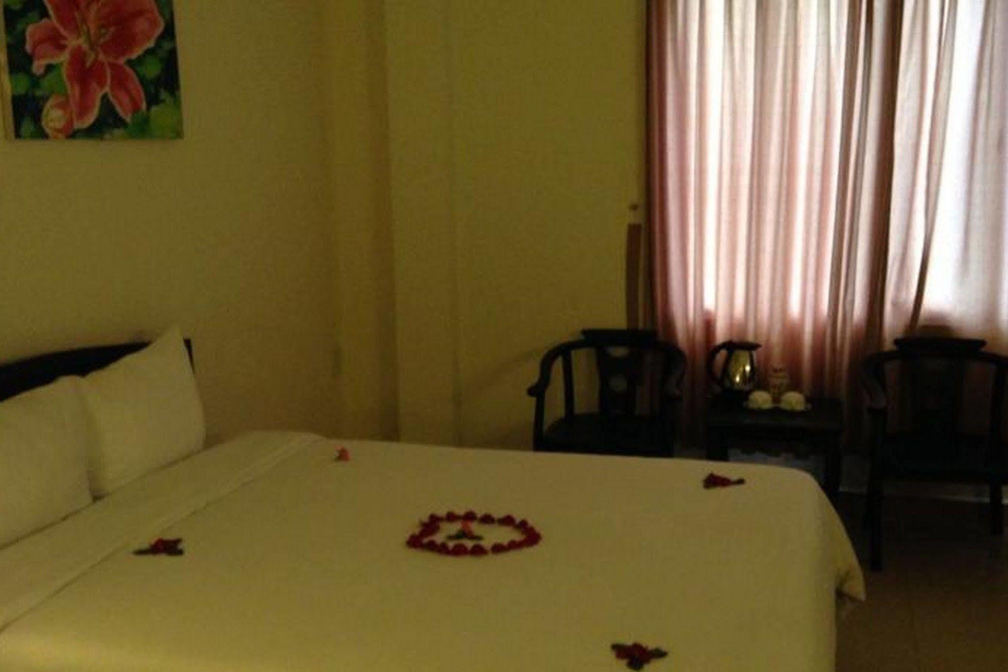 Vinh Huy Hotel Hoi An Exterior photo